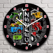 GÉPÉSZ Traktoros falióra  - A terméken látható a GÉPÉSZ mintánk, amelyen szerepel RÁBA steiger, Belarus MTZ 82, Belarus MTZ 892.2, John Deere, Claas dominator kombájn, Dutra D4k traktor  IFA W50